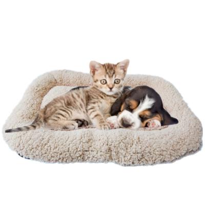 China Wholesale Warm Cozy Mini Faux Fur Washable Soft Pet Beds Free Shipping Pet Beds for sale