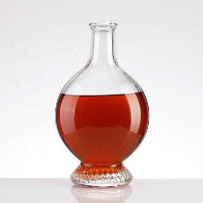 China 1L Liquor Large Capacity Long-Neck Round Glass Bottle For Whiskey And Vodka Cocktail Round Glass Bottle for sale