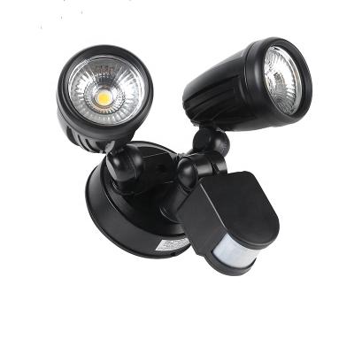 China Residential High Level Security Light Factory Price Dual Head Motion Sensor Flood Light for sale