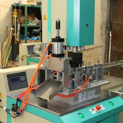 China 2021 High Efficiency Ultrasonic Sponge Pad Welding Machine China Linyi City Sponge Pad Machine for sale