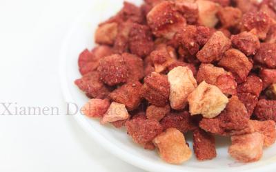 China Lyophilized Freeze Dried Strawberries for sale