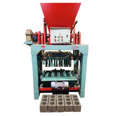 Китай Semi Automatic Clay Solid Brick Making Machine With Large Capacity продается