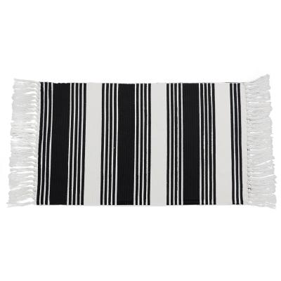 China Factory Sale Custom Made China Washable Modern Black White Printing Woven With Tassels Area Rug for sale