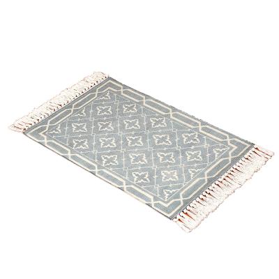 China Factory Washable New Arrival Custom Non Slip Bathroom Toilet Stars Printing Tassel Plaid Mat for sale