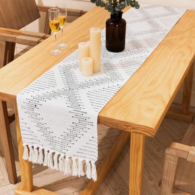 China Factory Sale Modern Farmhouse Christmas Decor Dining Party Wedding Cotton Woven Jacquard Table Runner for sale