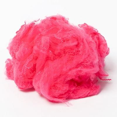 China Industrial 1.2D 76mm Recycled Polyester Fiber Cherry Blossom Pink Polyester Raw Material for sale