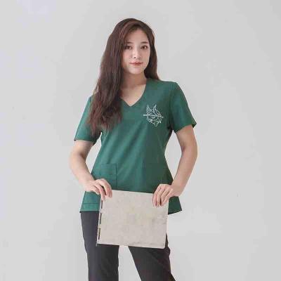 China Luxury doctor scrubs uniform set medical stylish nurse scrubs uniform sets for women fashinable for sale