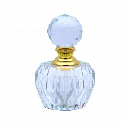 China Personal Care Direct Selling Luxury New Products Sandblasting Empty Crystal Perfume Bottles Mini Portable Refill Perfume 3ml Travel Refilling Perfu for sale