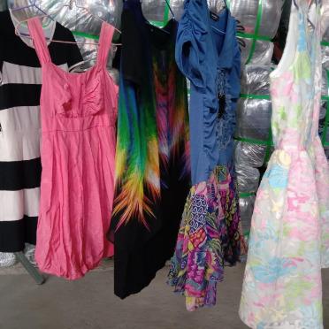 China High Grade Second-Hand Clothes Used Women Used Dresses Thrift Wholesale Bullets First Class Casual Mixed Used Clothes for sale