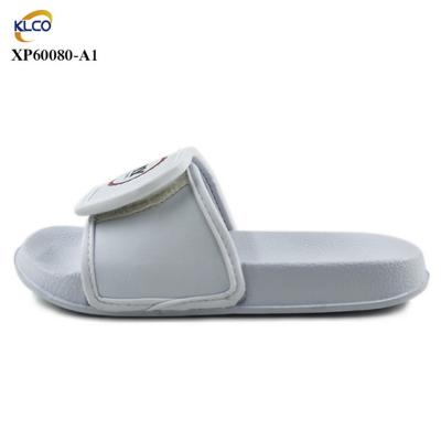 China Fashion Trend New Arrival Adjustable Strap Sandals Summer Beach Slippers White Men's Slides Shoes for sale