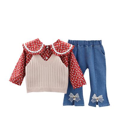 China 2021 casual made in china girls lapel cartoon three piece set 1-4 years long sleeveless cute lace vest set for sale