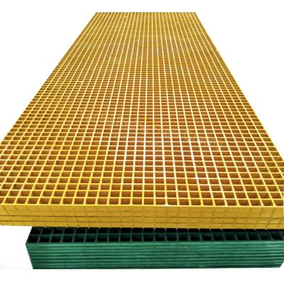 China High Strength 50x50mm Molded Fiberglass Frp Grating Anti-Slip Grating For Walking for sale