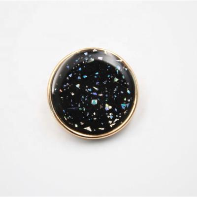 China Hot Viable Finely Shredded Sequins Touring Plastic Buttons Black Buttons For Garment for sale