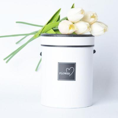 China Recyclable Custom Gifts Box White Flower Tin Kraft Paper Set Hat Round Box With Handle for sale