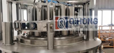 China Máquina automática de llenado de latas de 550 cpm 36 cabezas 500-600 latas/min en venta