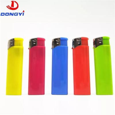 China Material POM cigarrillo de gas encendedor desechable de plástico personalizado para espacio de impresión grande en venta