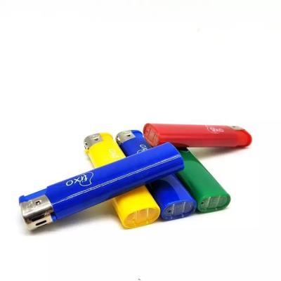 China Plastic Cigarette Disposable and Refillable Electronic Lighter for Cigarette Lovers for sale