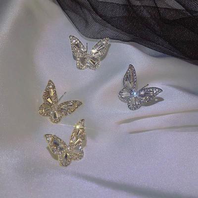 China 2022 New Design FASHIONABLE Noble Silver Stud Earrings Shape Rhinestone Butterfly Stud Earrings for sale