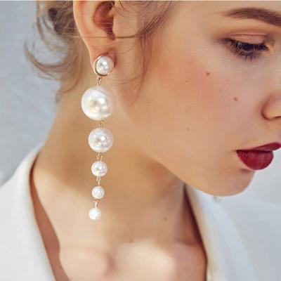 China Big pearl earrings women statement TRENDY style long gold plated earrings fashion pearl earrings for sale