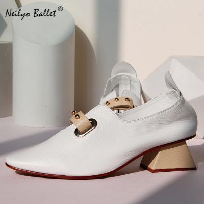 China White Leather Chunky Oxford Mules Pump Shoes Square Low Pointed Leather Four-Season Anti-Slippery Heel Shoes for sale