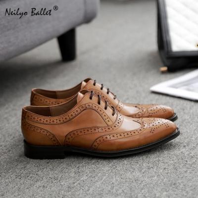 China Handmade Oxford style leather office shoes Brogue Anti-odor brogue shoes lady heel flat shoes for women for sale