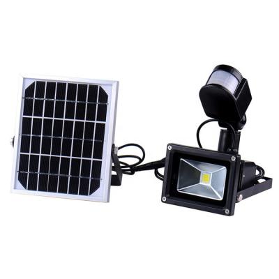 China Outdoor 20w Garden Led Flood Light Solar PIR Floodlight With Sensor Garden Led Flood Light for sale