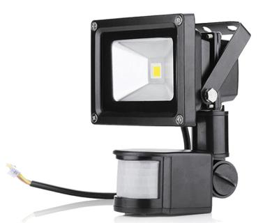 China Residential Super Bright 10W 1000lm 6000K LED Motion Sensor Flood Light for sale