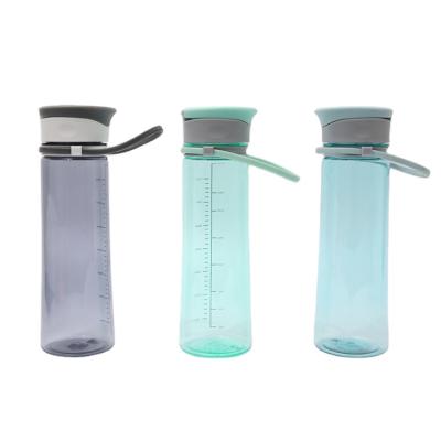 China Amazon Hot Selling Water Bottle Viable Plastic Fruit Infuser Bottle White Tritan Water Bottle for sale