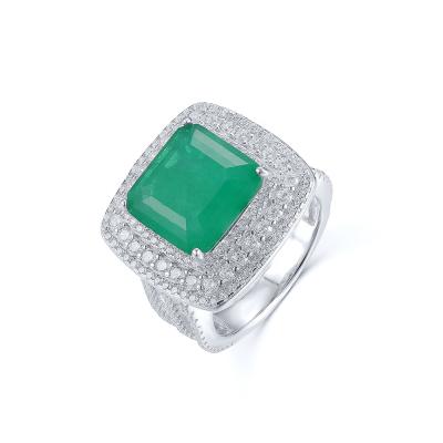 China Large Elegant Women's Elegant Jewelry Square Form Emerald Fusion Green Stone Rings for sale