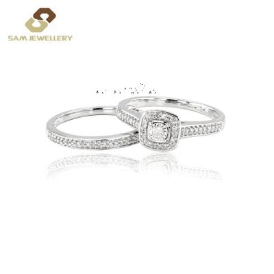 China FASHIONABLE chic 925 Sterling Silver Halo Cubic Diamond wedding /couple Ring Set Jewelry for sale