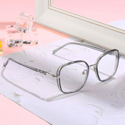 China DLO18129 DL TR Fashionable Light Frame Glass Anti-blue Women Women Shape Sunglasses Square Glasses for sale