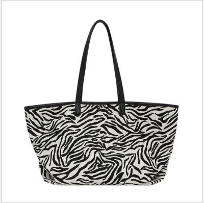 China 2021 New Fashion Style Zebra Large Capacity Tote Handbags Mom Fashion Bags for sale