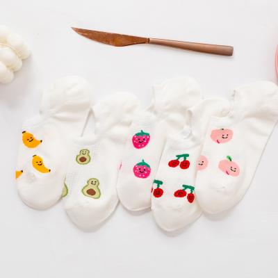 China Cozy Ladies Socks Custom Pure Cotton Cozy Socks Fruit Series All White Invisible Socks for sale