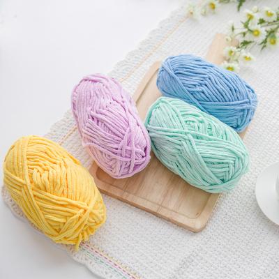 China Anti-bacteria Wholesale Price Baby Blanket 100% Polyester Bulky Chenille Fancy Yarn For Hand Knitting for sale