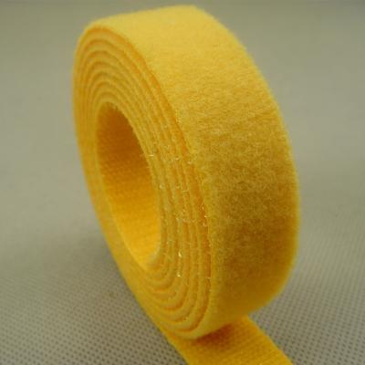 China Self Adhesive 15 Mm X 5 M Factory Back To Hook And Loop Back Wrap Tie for sale