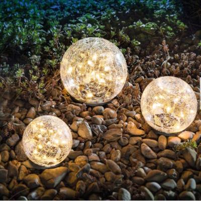 China Outdoor Waterproof IP44 LED Garden Split Glass Ball Solar Garden Light for Pathway Patio Yard Lawn Decor for sale