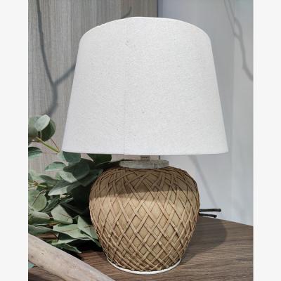 China Modern Hot Sale Living Room Bedroom Bedside Decor Rustic Southwest Amazon Style Pot Table Lamps With Star Shape for sale