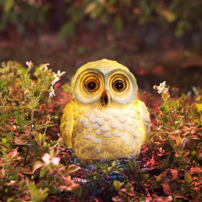 China Custom Hot Sale Europe Resin Outdoor Garden Decor Cute Life Size Solar Amazon Owl Statue for sale