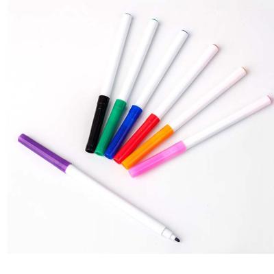 China Board Dry Erase Marker Easy Dry Erase Colored Ink Promotional Whiteboard Marker With Clip Customized Logo Item Bulk Packing for sale