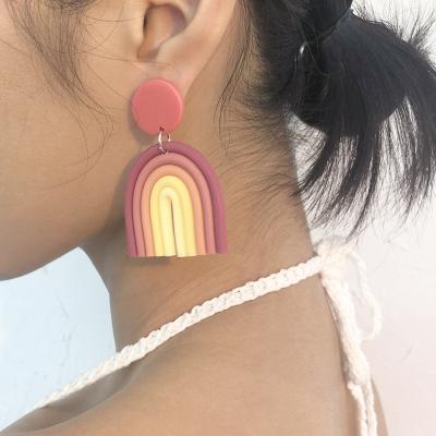 China Cute exaggerated earrings color pottery design lovely personality fashion earrings female alloy soft U-shaped earrings for sale