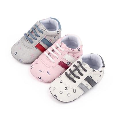 China Flat Mix Colors Pre-Walker Baby Shoes Wholesale White Leather Soft Bottom Baby Shoe For 0-2 Years Old Baby for sale