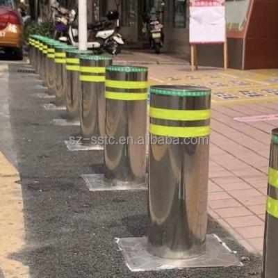 China 304 Stainless Steel Retractable Hydraulic Parking Bollard Rising Bollard With Light for sale