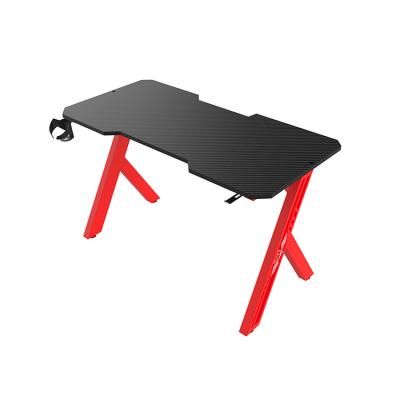 China 31.5 Inch Gamer Desk Computer Table Handle Stand Electrical Socket Box Expandable Red R Shaped Game Desk for sale