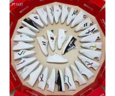 China 2022 Trendy Fashion Style Sports Shoes Cheap Women's Walking Girls Shoes Women for sale