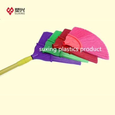 China Plastic ceiling broom 181 from China home and outdoor factory for sale