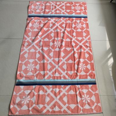 China Hot selling Yarn dyed jacquard Customized Single velvet cotton soft beach bath towel for sale