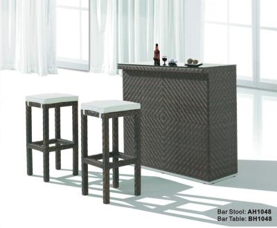 China Modern Cheap Outdoor Bar Stools And Table Set for sale