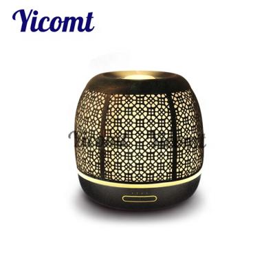 China Amazon Best Selling Essential Oil Aromatherapy Diffuser Beautiful Metal Holder Wooden Aromatherapy Diffuser Outdoor for sale