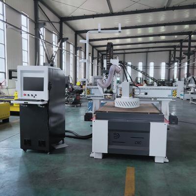 China Long Service Life ATC Wood CNC Router Furniture Process Center for sale