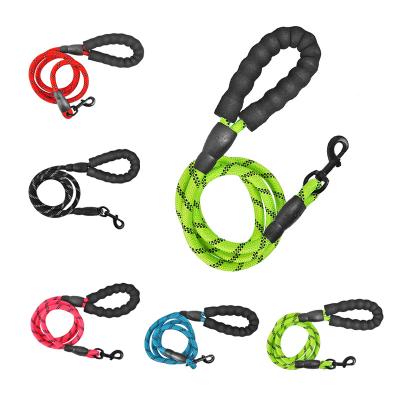 China Popular Dog Leash 5ft Thick Durable Nylon Reflective Rope Comfortable Padded Handle For Medium Large Dogs for sale